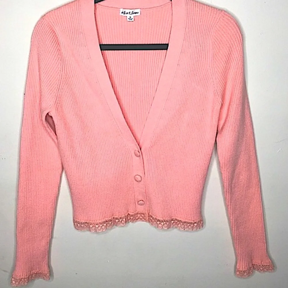 For Love and Lemons Nina Coral Ribbed Lace Edge Crop Button Cardigan Medium - Picture 2 of 13